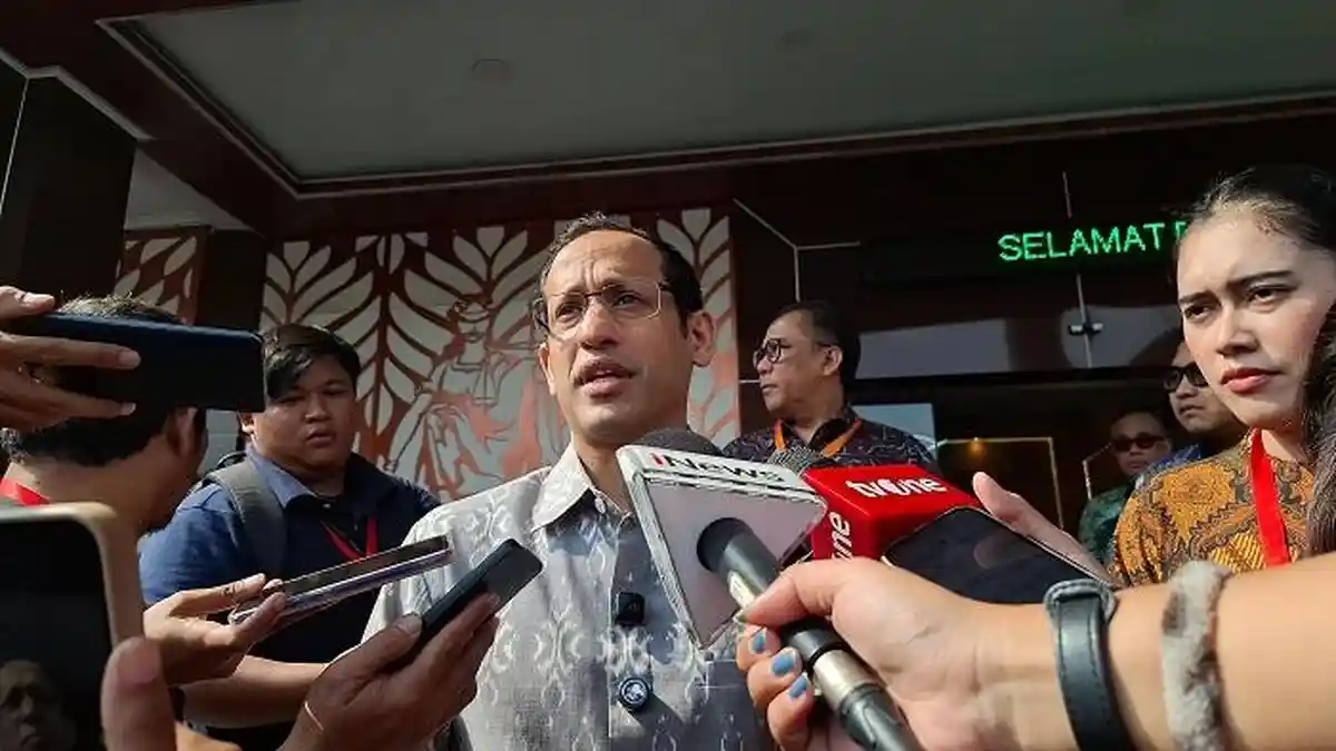 Nadiem Sentil Kejagung, Soroti Beda Perlakuan dengan Febrie Adriansyah: Kami Diborgol dan Ditahan - Tribunnews.com